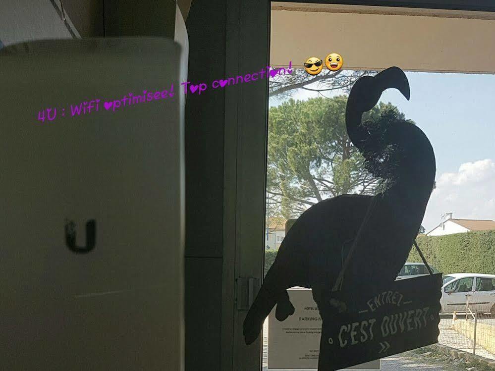 Hotel Restaurant Le Mas De L'Olivier ปอง-แซ็ง-เอสปริ ภายนอก รูปภาพ